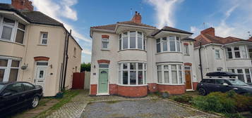 Property for sale in Eskdale Road, Hinckley LE10