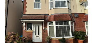 3 bed semi-detached house for sale