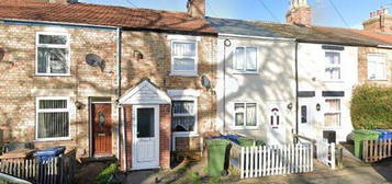 2 bed terraced house to rent