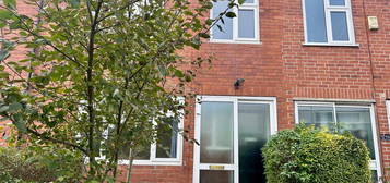 Terraced house to rent in Oldfield Lane, Lower Wortley, Leeds LS12