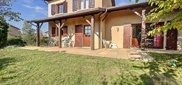 Gleizé Bourg - Maison traditionnelle de 140 m² avec jardin 802 m²