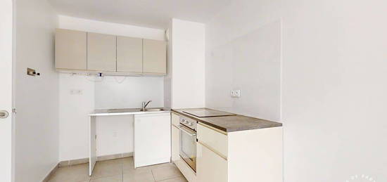 Vente appartement 2 pièces 39 m² Marseille 5E