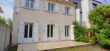 Maison  à vendre, 6 pièces, 4 chambres, 125 m²