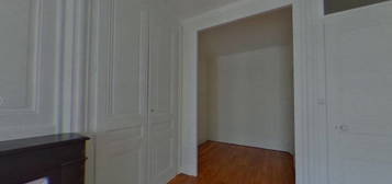 Location appartement 1 pièce 38 m²