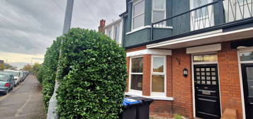 4 bed terraced house to rent