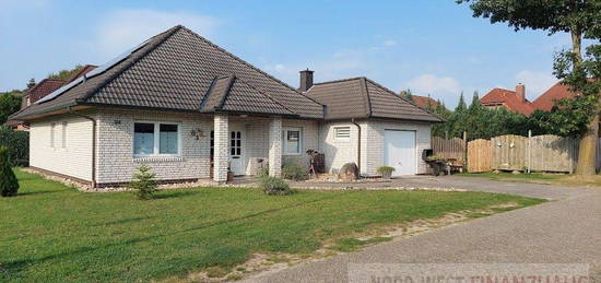 Schöner Bungalow in Siedlungslage mit Ausbaureserve - Seniorengerecht