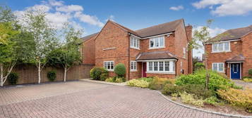 4 bedroom detached house to rent