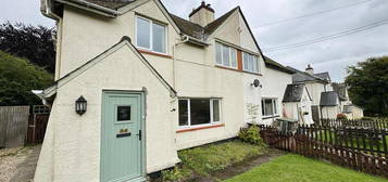 3 bedroom semi-detached house to rent