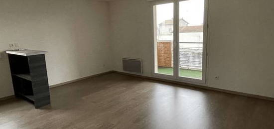 Location appartement 3 pièces 64 m²