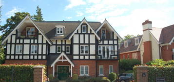 Flat for sale in Packhorse Road, Gerrards Cross, Buckinghamshire SL9