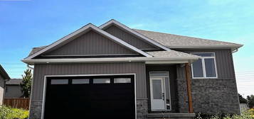 52 SUMMIT CRESCENT, Belleville (Belleville Ward), Ontario 