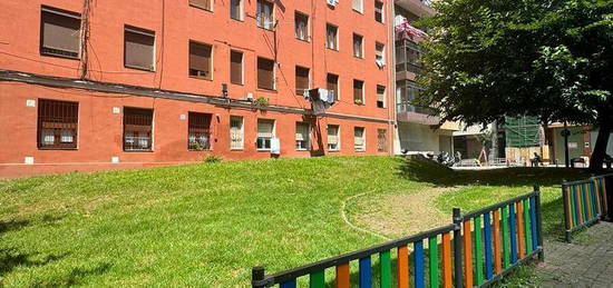 Piso en venta en Calle Bruno Mauricio Zabala Kalea, Zabala