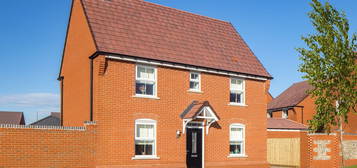 3 bed detached house for sale