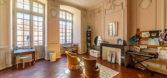 Appartement  à vendre, 5 pièces, 3 chambres, 185 m²