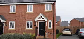 3 bed semi-detached house for sale