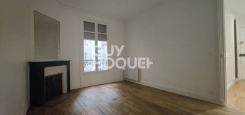 Appartement  à louer, 2 pièces, 1 chambre, 41 m²