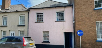 3 bed terraced house for sale