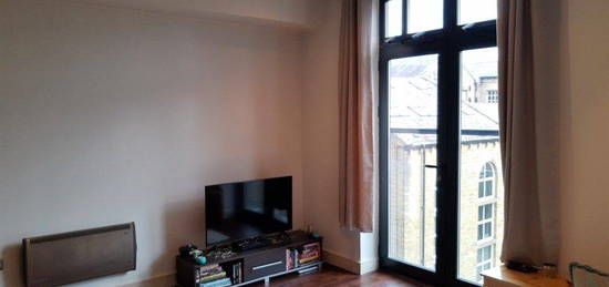 2 bed flat to rent