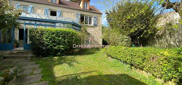 Majestueuse Maison Familiale de 8 Pièces avec Jardin et Terrasse à Drocourt