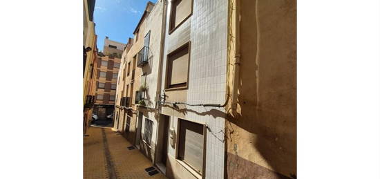 Casa adosada en venta en L'Alcora