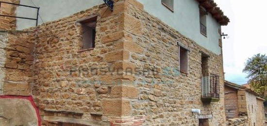 Castillo en venta en calle Pantomima, 2