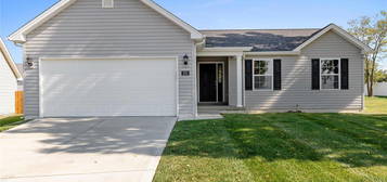 200 Stephen Trl, Wright City, MO 63390