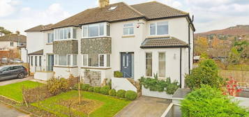 5 bed semi-detached house for sale