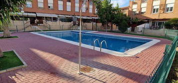 Casa adosada en plaza Jacaranda, Alberca, Murcia