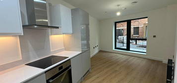 2 bed flat to rent