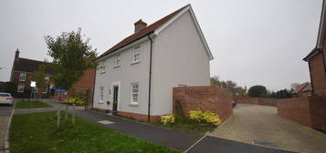 3 bed detached house for sale