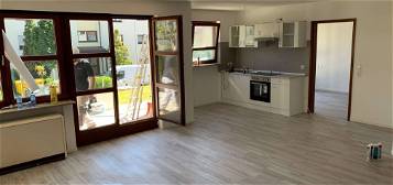 Erstbezug nach Sanierung: schöne 2-Zimmer-EG-Wohnung mit EBK und Terrasse/Garten in Winnen