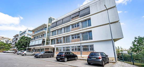 Arrendamento de Apartamento T2  na rua António Gonçalves s/n