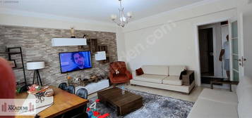 NUSRATİYEDE SATILIK 3+1 GİRİŞ KAT 135M2 DAİRE