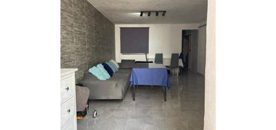 Chalet adosado en venta en Santiponce