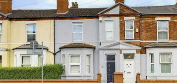 6 bedroom terraced house for sale