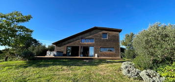 Superbe maison d'architecte en bois avec vue Pyrénées panoramique