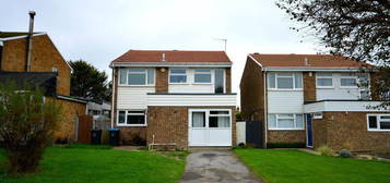 Property to rent in Monkton Gardens, Margate CT9