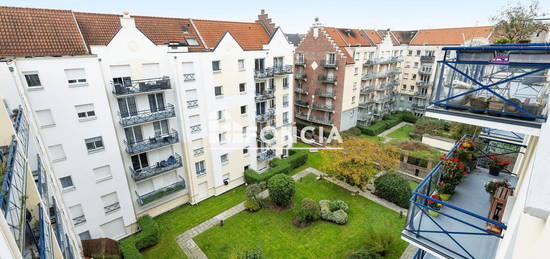 Studio en dernier etage en residence de standing, avec parking au sous sol