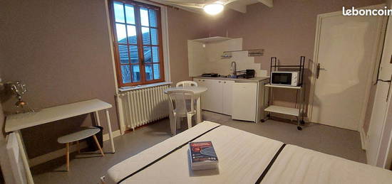 STUDIO confortable spacieux 30m² NON FUMEUR