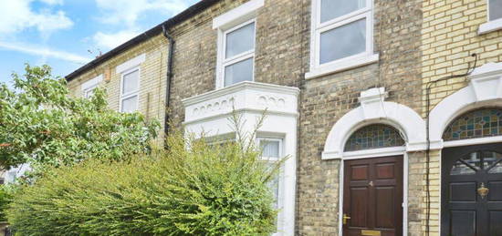 3 bedroom terraced house