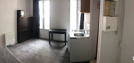 Location appartement meublé 2 pièces 22 m2 calme et lumineux Paris 15