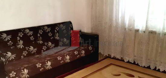 APARTAMENT 3 CAMERE LACUL TEI