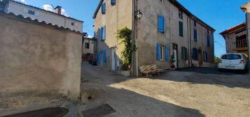 Loue maison avec jardin et garage