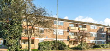 Flat for sale in Hastoe Grange, Headington, Oxford, Oxfordshire OX3