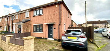 2 bedroom semi-detached house for sale