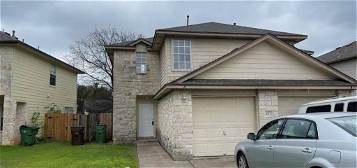 1013 Christopher Ave #A, Round Rock, TX 78681