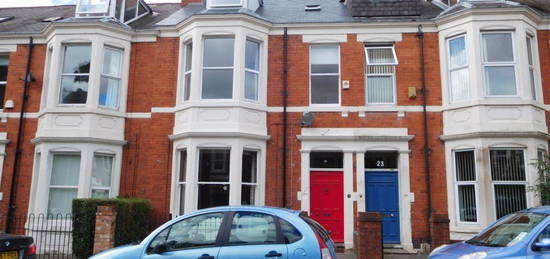 Terraced house to rent in St. Georges Terrace, Newcastle Upon Tyne NE2