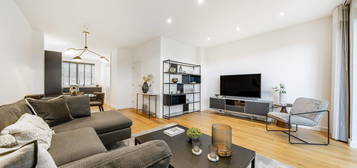 Terraced house for sale in Oak Grove, Muswell Hill, London N10