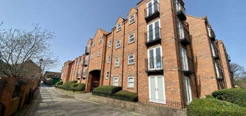 Flat to rent in Merryweather Court, Central Street, Yarm TS15