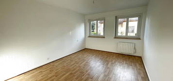 Appartement  à louer, 3 pièces, 2 chambres, 77 m²